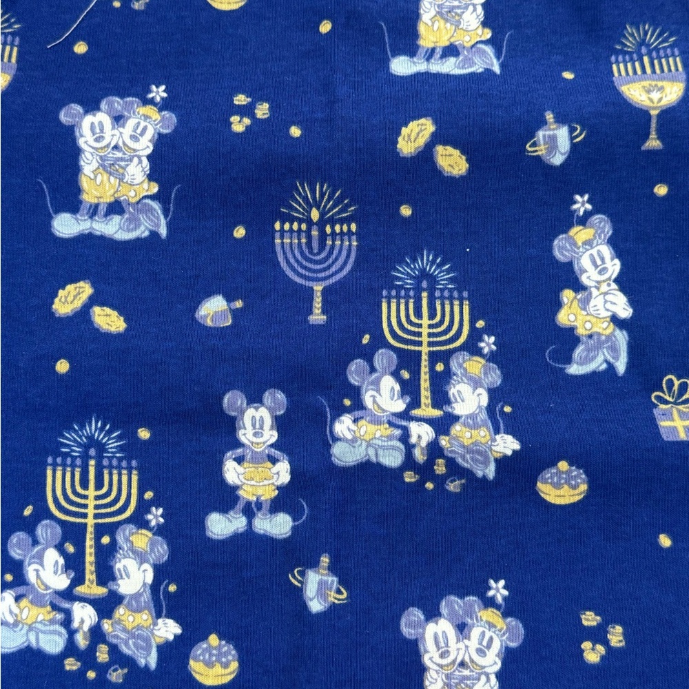 NWT Disney Hanukkah Blue Kids Pajama Set with Character Print size 6 - Picture 4 of 5